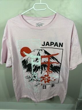 Eighty Eight Tokyo Japan Graphic Tee Pink Mount Fuji Torii Gate Streetwear